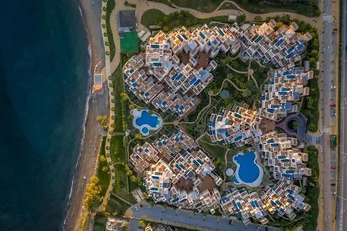 Bahia Boutique Apartments Εστεπόνα