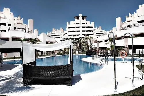 Bahia Boutique Apartments Εστεπόνα Ισπανία